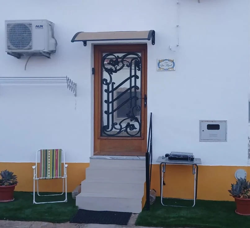 Casa São Miguel T2 — entrada da casa
